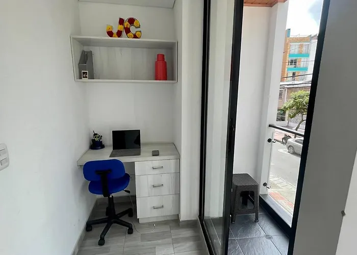 Luxury Corferias-Usa Embassy & Airport Condominium